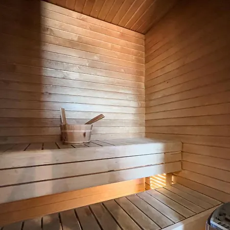 Apartament 2ndhomes 142 Sqm Floor 4 And 1 With Sauna And Balcony In The Center Of